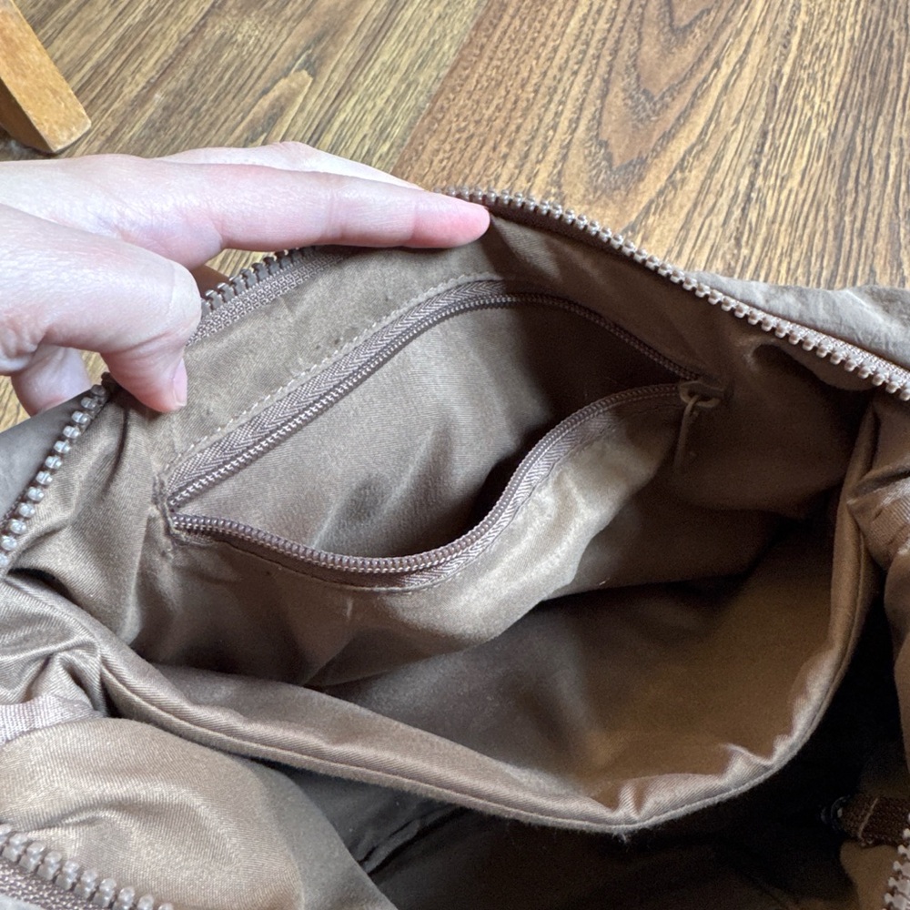 Brixley Mocha Crescent Bag - Picture 5 of 8